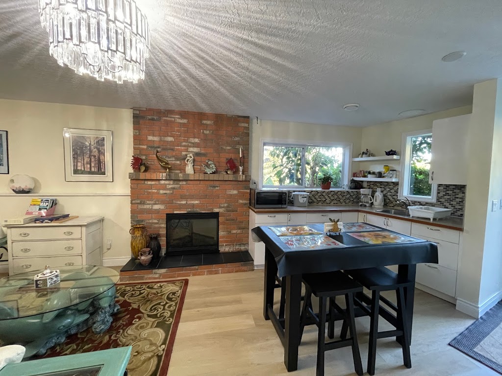 Cedar Acres B&B | 7415 Yake Rd, Fanny Bay, BC V0R 1W0, Canada | Phone: (250) 335-2403