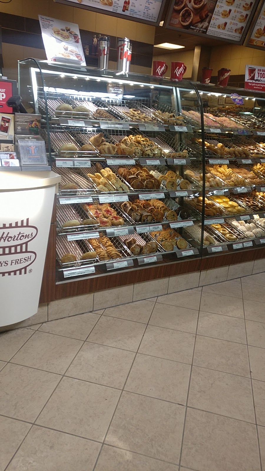 Tim Hortons | 495 York Rd, Niagara-on-the-Lake, ON L0S 1J0, Canada | Phone: (905) 984-3332