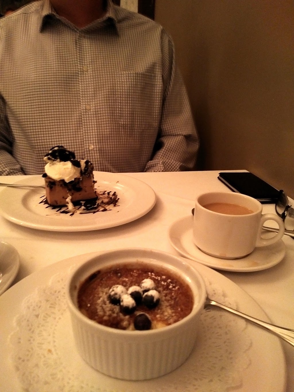 Cafe Andreou | 104 West St, Brantford, ON N3T 3B9, Canada | Phone: (519) 752-9111