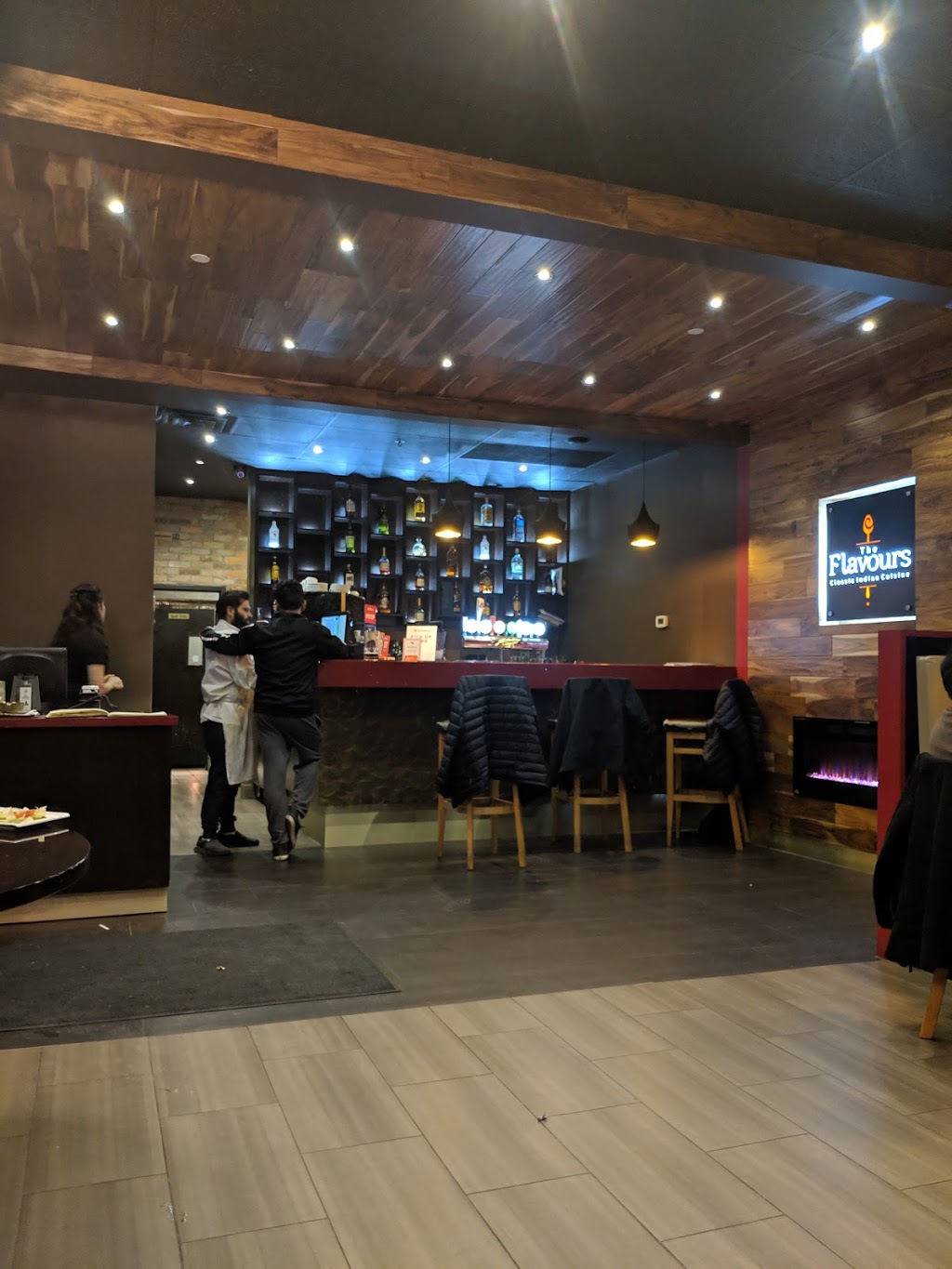 The Flavours Dixie | 6435 Dixie Rd #8, Mississauga, ON L5T 1X4, Canada | Phone: (416) 315-9000