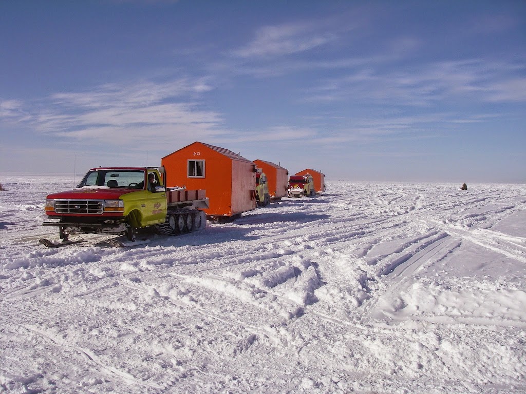 Floyd Hales Fish Huts | 1 Harbour Park Crescent, PoBox449, Beaverton, ON L0K 1A0, Canada | Phone: (705) 426-7415