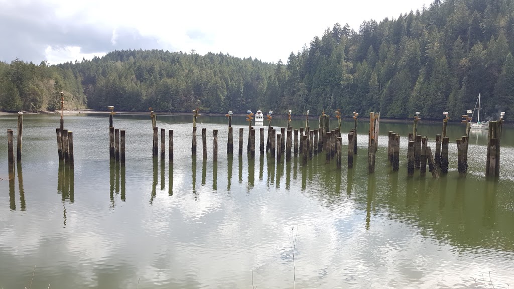 Nature Float | Tod Inlet Trail, Central Saanich, BC, Canada | Phone: (250) 652-1662