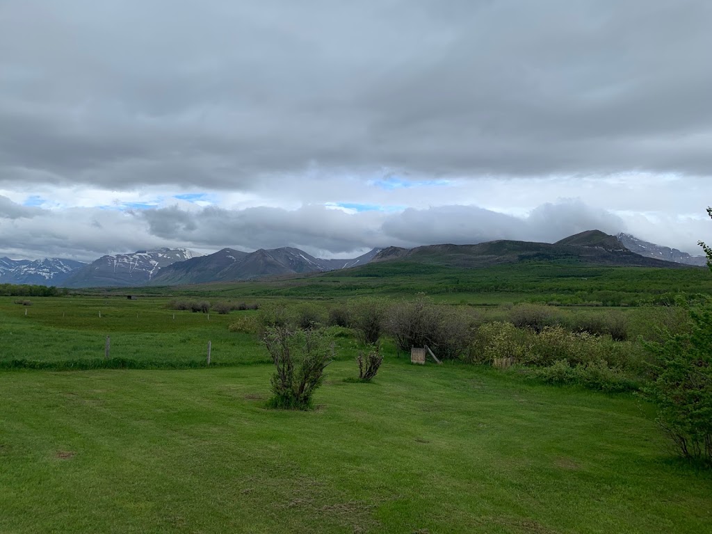 Waterton Country Villas | Box 162 29407, Township Rd 30, Waterton Park, AB T0K 2M0, Canada | Phone: (403) 394-5898