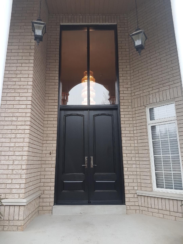 Roniz windows and doors | Gilbank Dr, Aurora, ON L4G 5G5, Canada | Phone: (647) 703-1818