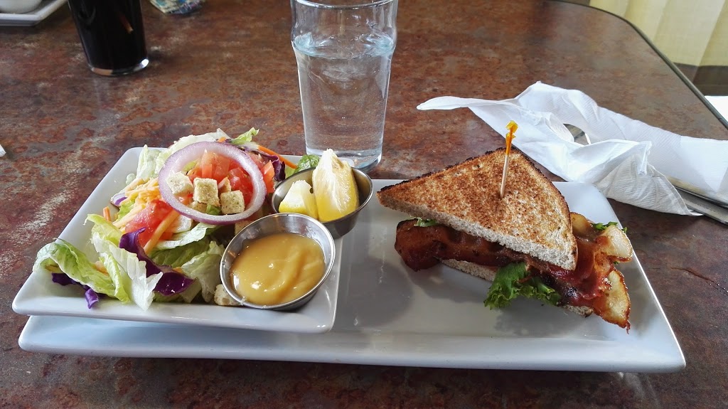 Perkins Restaurant & Bakery | 3022 23 St NE, Calgary, AB T2E 8R7, Canada | Phone: (403) 219-0900