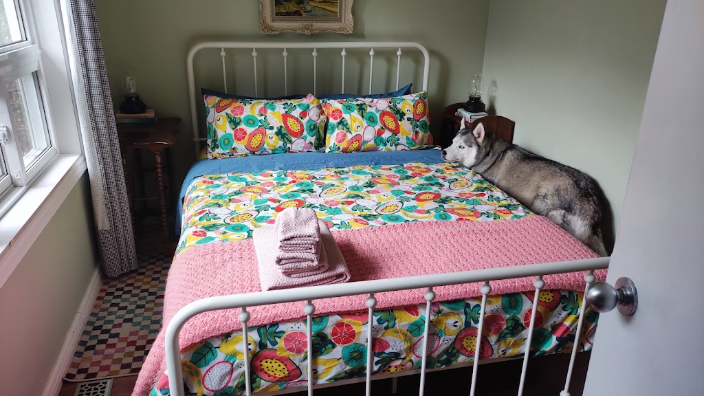 waratah retreat | 388 Balsam Chutes Rd, Port Sydney, ON P0B 1L0, Canada | Phone: (647) 460-8536