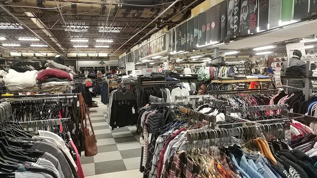 Royal Sports | 750 Pembina Hwy, Winnipeg, MB R3M 2M7, Canada | Phone: (204) 453-7437