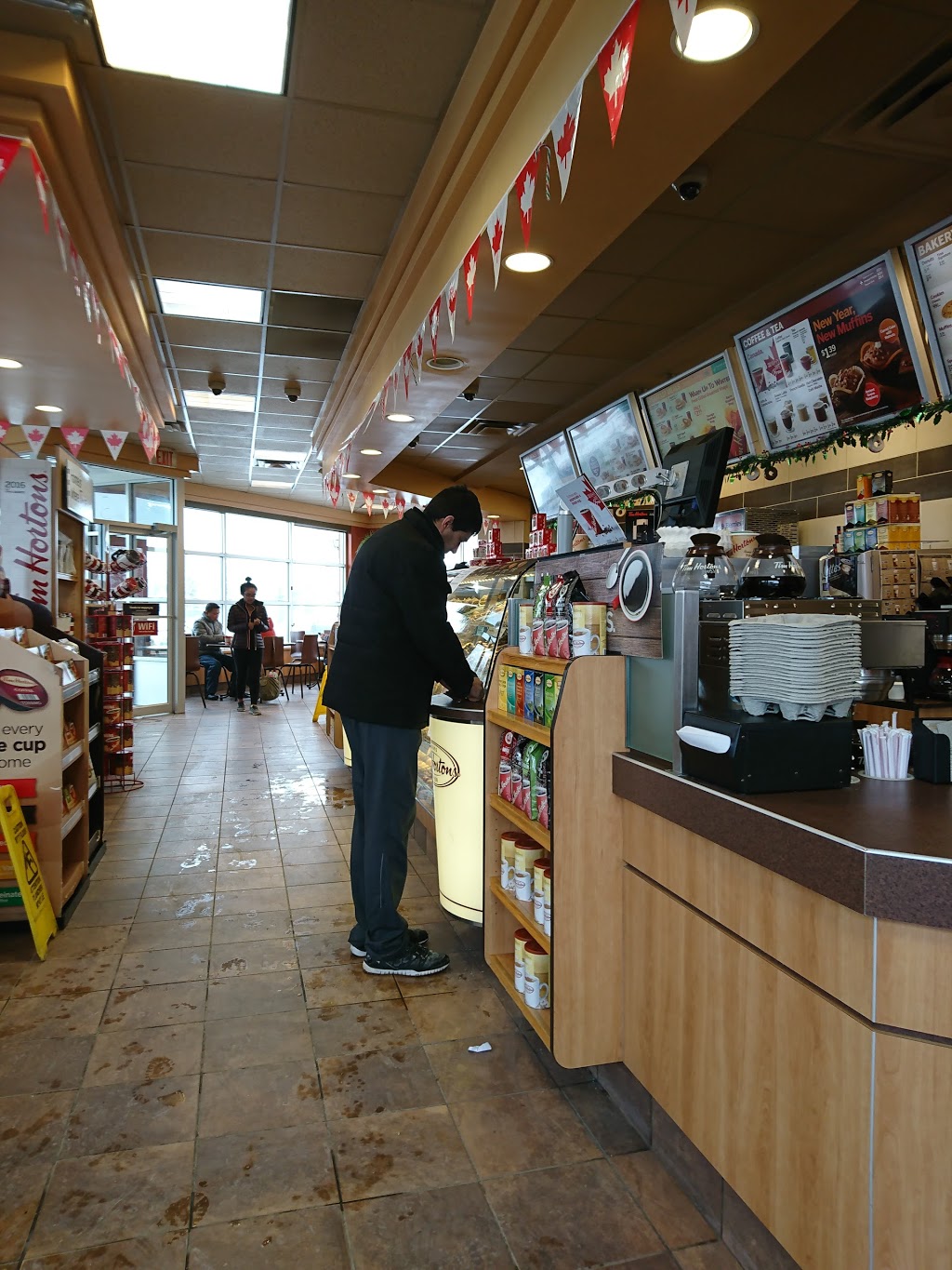 Tim Hortons | 500 Country Hills Blvd NE Unit 900, Calgary, AB T3K 4Y7, Canada | Phone: (403) 226-9331