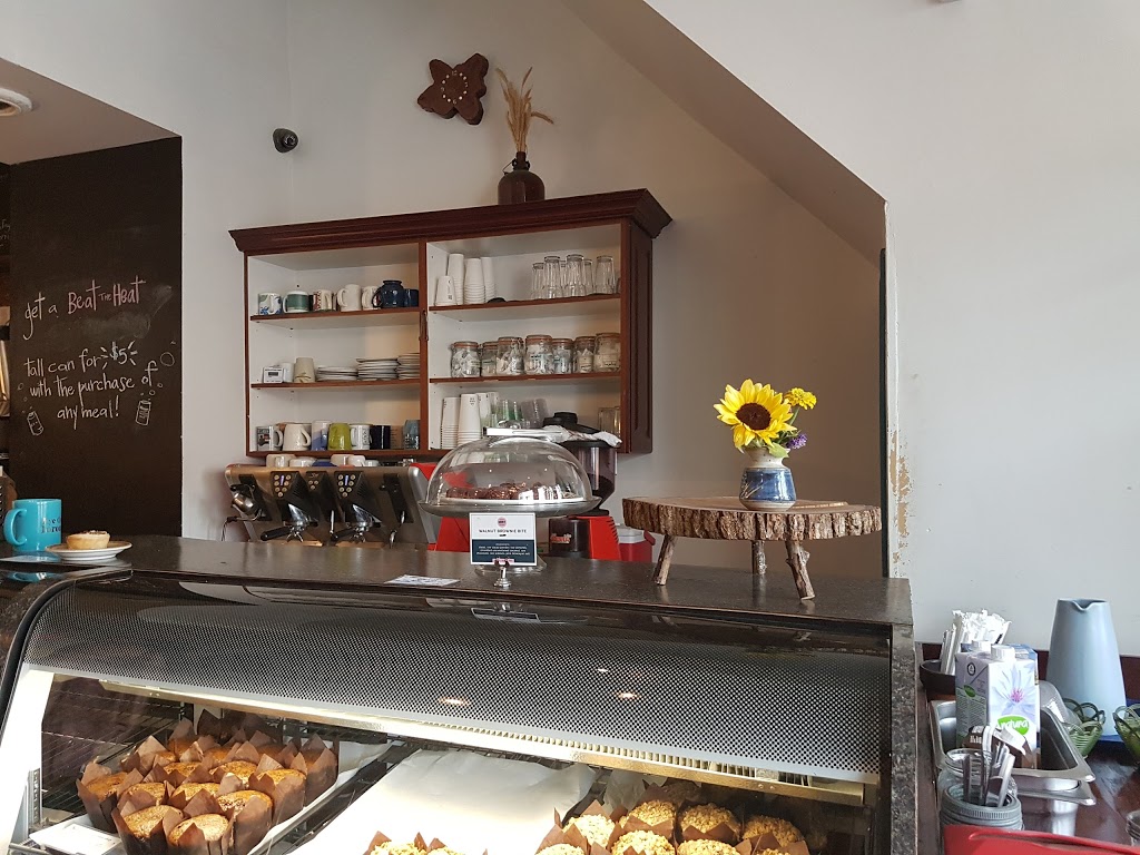 bloomers on Bloor | 873 Bloor St W, Toronto, ON M6G 1M4, Canada | Phone: (416) 551-0532