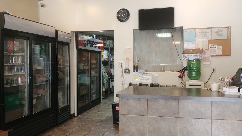 Roadrunner Pizza Whyte Ave | 9938 82 Ave NW, Edmonton, AB T6E 1Y9, Canada | Phone: (780) 432-0876