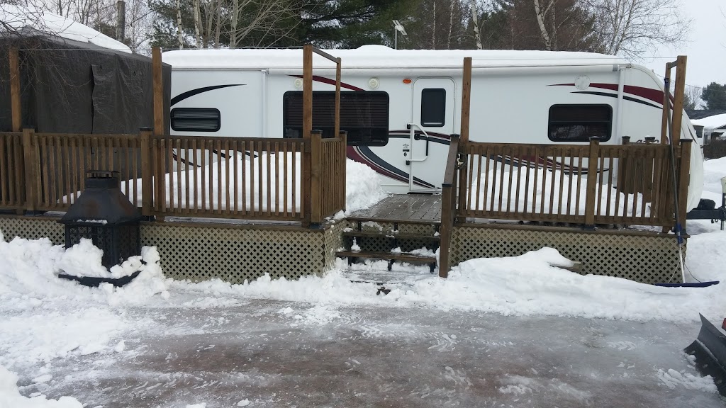 Camping Domaine Du Repos | 1400 Rue du Repos, Drummondville, QC J2B 8T4, Canada | Phone: (819) 478-1758