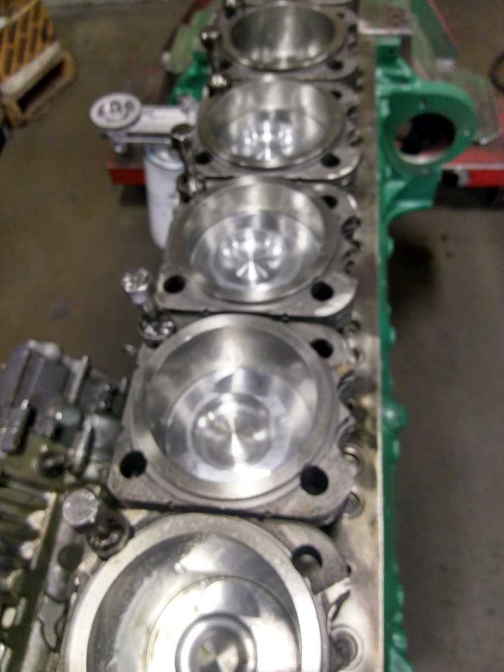 Henningers Diesel Ltd | 1106 Webbwood Dr, Sudbury, ON P3C 3B7, Canada | Phone: (705) 675-1241