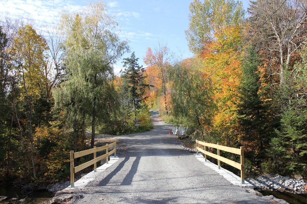 LAutre Versant | 180 Chemin Tamaracouta, Mille-Isles, QC J0R 1A0, Canada | Phone: (450) 431-7575