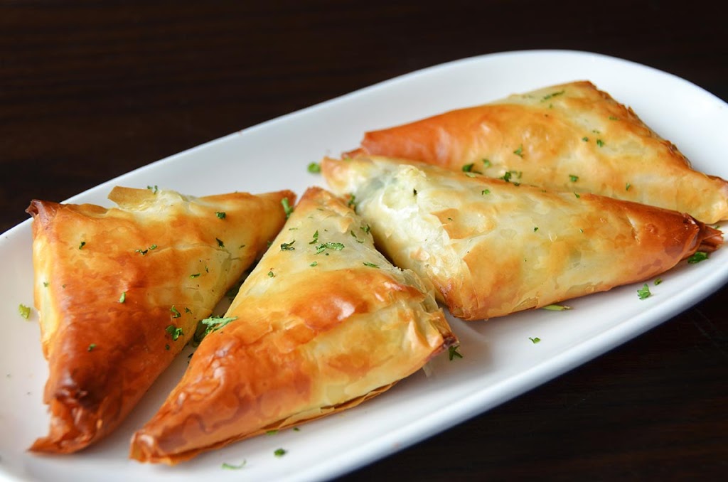 Cusina Mediterranean Bistro | 160 Kortright Rd W #5, Guelph, ON N1G 4W2, Canada | Phone: (519) 265-9441