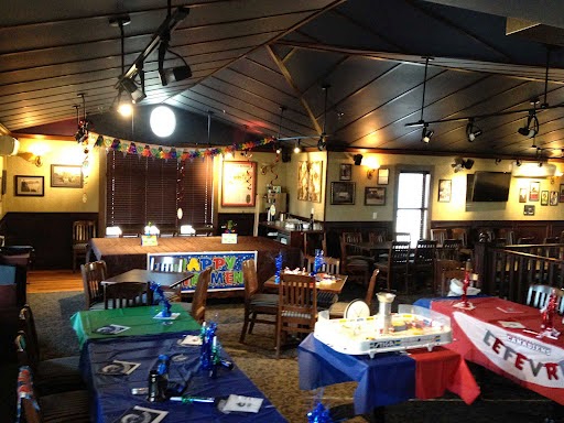 The Barons Manor Pub | 9568 192 St, Surrey, BC V4N 3R9, Canada | Phone: (604) 888-5551