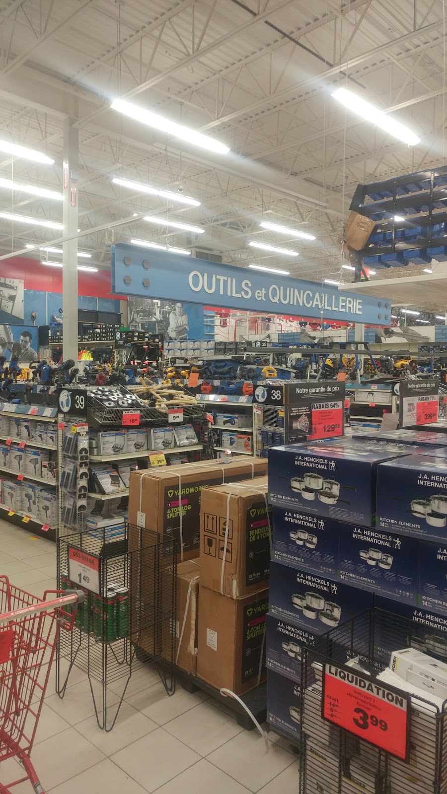Canadian Tire | 705 Rue Clemenceau, Québec, QC G1C 7T9, Canada | Phone: (418) 663-4334