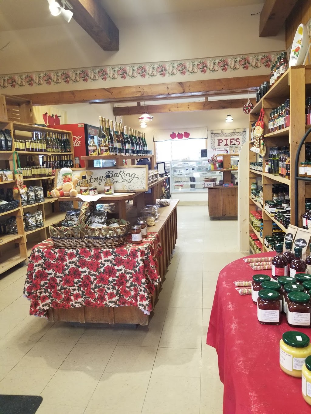 Carluke Orchards | 2194 Shaver Rd, Ancaster, ON L9G 3L1, Canada | Phone: (905) 648-2775
