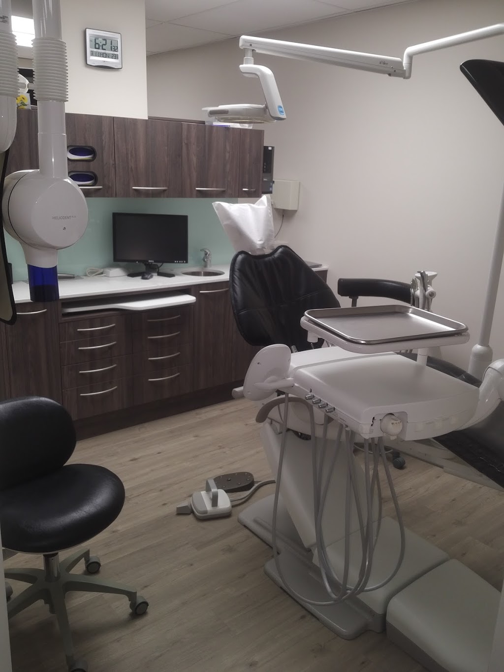 Acora Dental | 2003 14 St NW #208, Calgary, AB T2M 3N4, Canada | Phone: (403) 289-7055