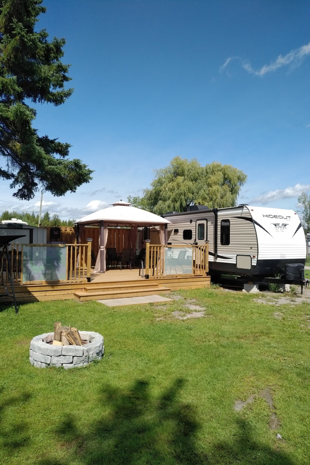 Fishermans Paradise Resort | 1571 13th Line E, Marmora, ON K0K 2M0, Canada | Phone: (705) 653-1537