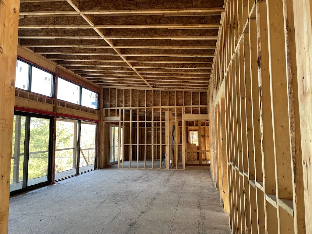 Big Kahuna Contracting | 8016 ON-11, Orillia, ON L3V 6H3, Canada | Phone: (705) 329-4949