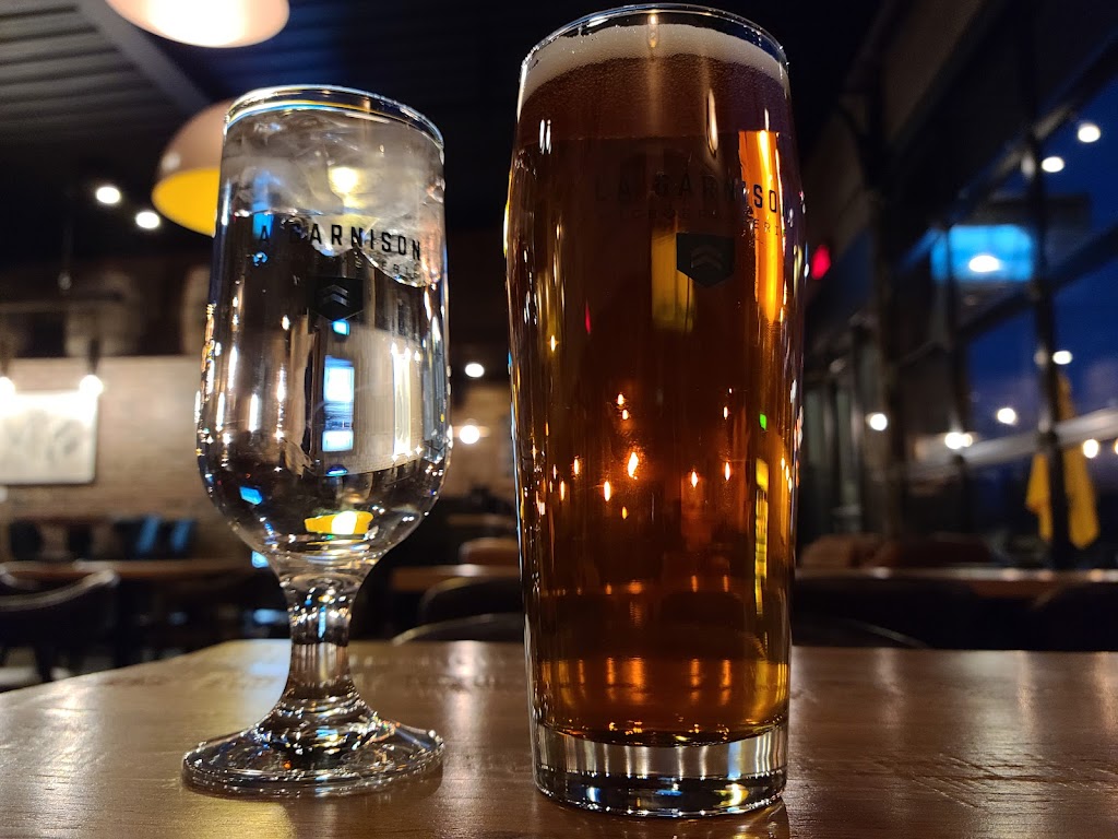 La Garnison - Microbrasserie & Resto-Pub | 4256 Rue Laval, Lac-Mégantic, QC G6B 1B5, Canada | Phone: (819) 583-3737