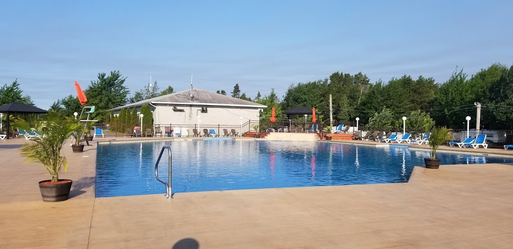 Camping Domaine du Lac Cristal | 245 CH De La Grande Ligne, Saint-Rosaire, QC G0Z 1K0, Canada | Phone: (819) 752-4275