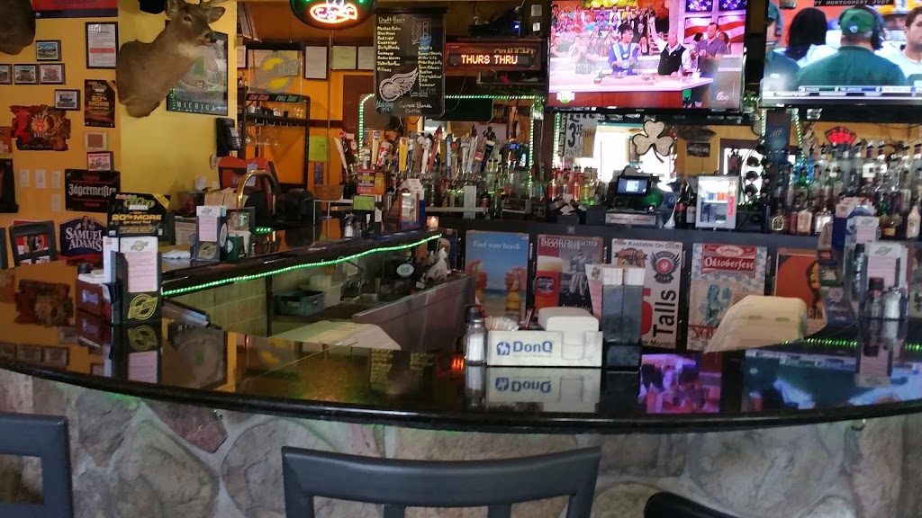 Thee New Green Street Tavern | 37700 Green St, New Baltimore, MI 48047, USA | Phone: (586) 725-6700