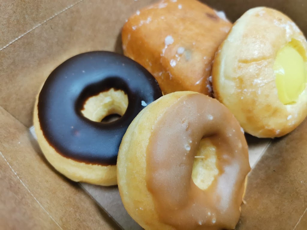 Grand Donut | 271 unit 2, Grassie Blvd, Winnipeg, MB R2G 2L7, Canada | Phone: (204) 417-0289