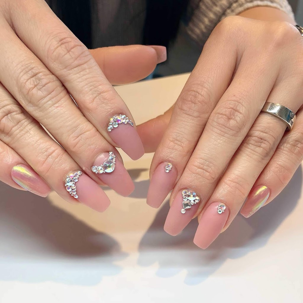 AmanaiL Boutique | 5124 Elbow Dr SW, Calgary, AB T2V 1H1, Canada | Phone: (587) 830-0889
