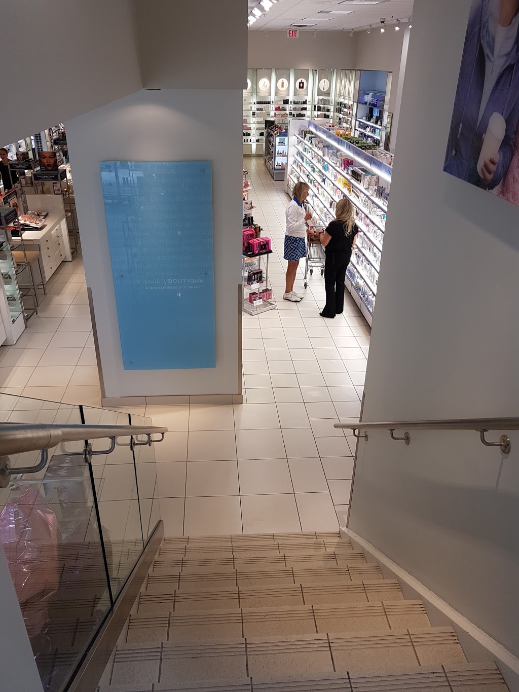 Shoppers Drug Mart 2528 Bayview Ave, North York, ON M2L 1A9, Canada