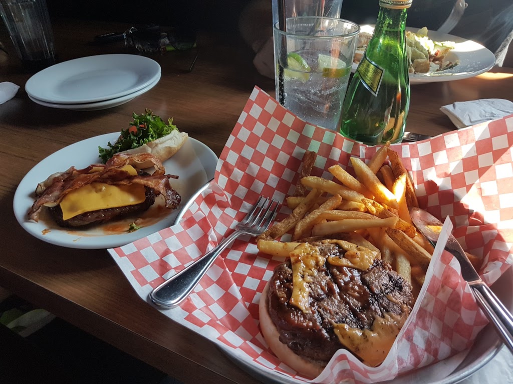Chucks Roadhouse Bar & Grill | 5001 Legacy Park Dr, Windsor, ON N8W 5S6, Canada | Phone: (519) 967-9000