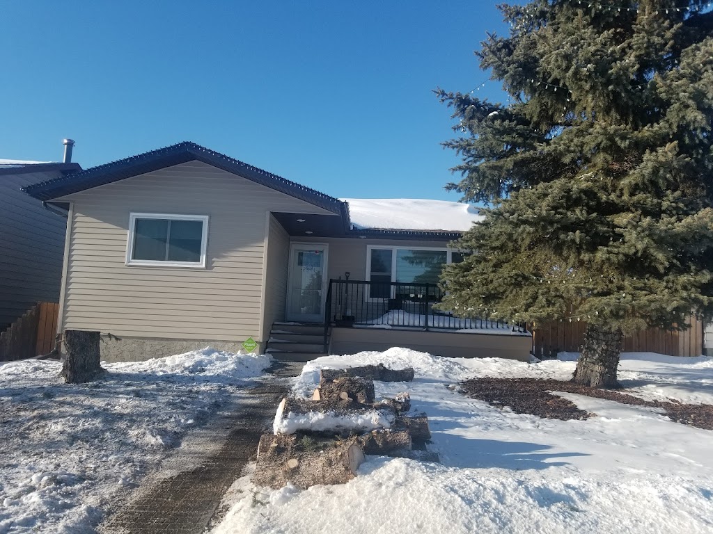 Broken Limb Tree Removal | 111 Colwell St NE, Langdon, AB T0J 1X1, Canada | Phone: (780) 806-0744