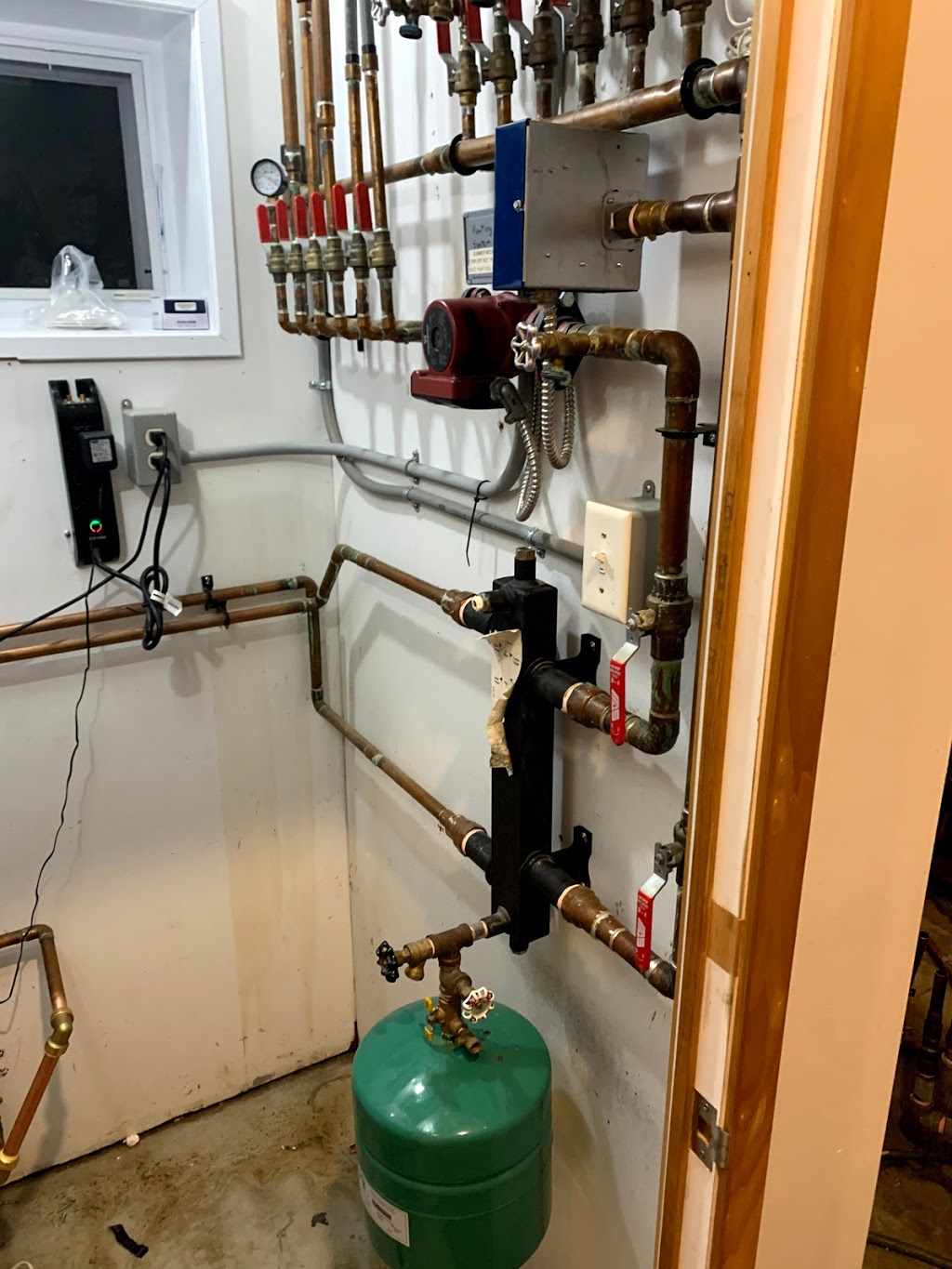 NewTown Energy Inc. | 2880 Queen St E #4135, Brampton, ON L6S 6E8, Canada | Phone: (647) 787-4158