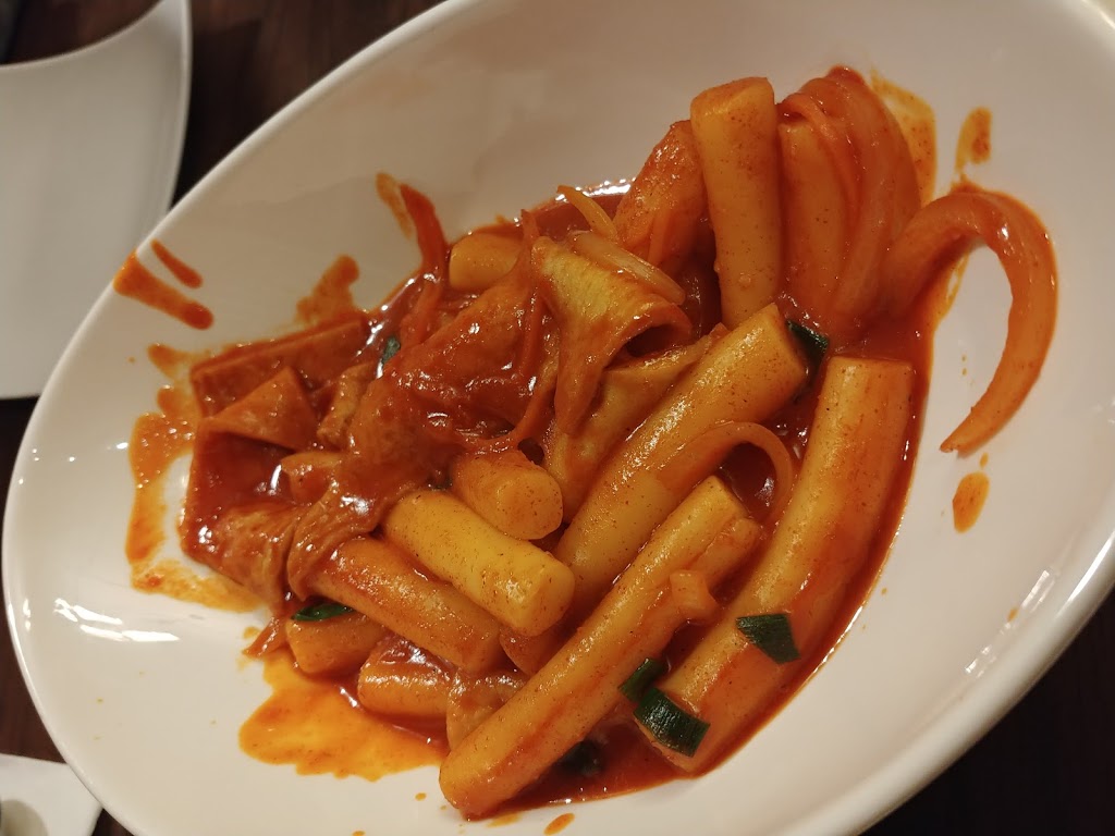 Duru Restaurant | 220 Welland Ave, St. Catharines, ON L2R 2P4, Canada | Phone: (905) 682-6920