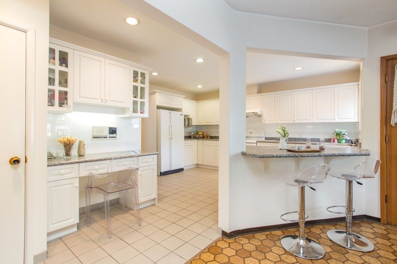 420 Reasons To Stay | 3265 SW Marine Dr, Vancouver, BC V6N 3Y7, Canada | Phone: (778) 714-3283