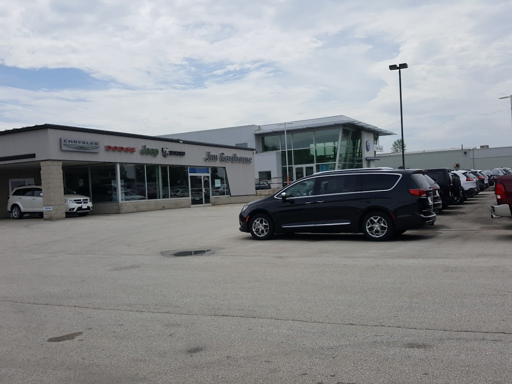 Owen Sound Chrysler | 202446 HWY 6/21 Sunset Strip, Owen Sound, ON N4K 5N7, Canada | Phone: (519) 376-4882
