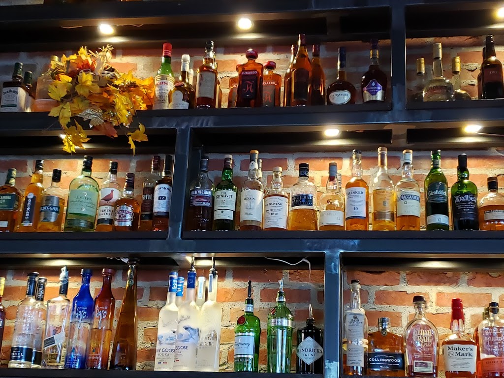 The Goodman Pub and Kitchen | 207 Queens Quay W, Toronto, ON M5J 1A7, Canada | Phone: (647) 341-2337