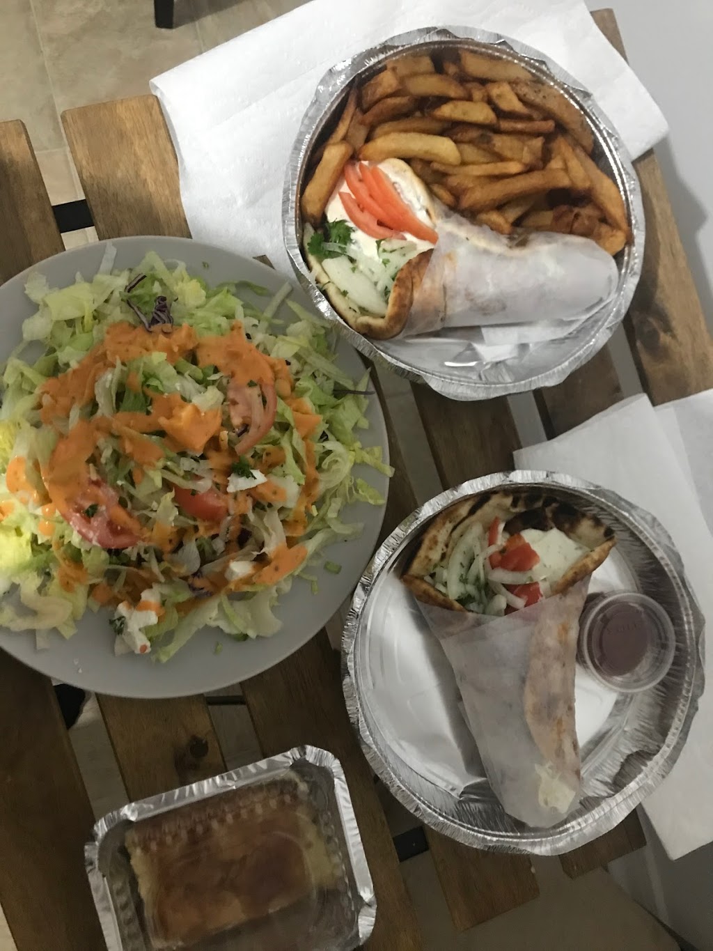Restaurant Souvlaki | 35 Rue Fusey, Trois-Rivières, QC G8T 7S5, Canada | Phone: (819) 373-4073