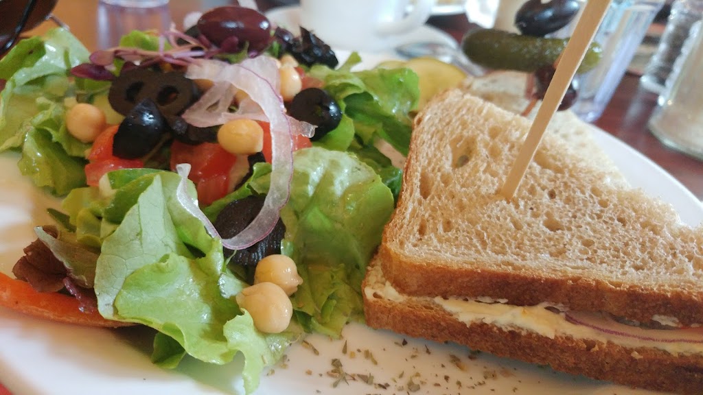 Café Du Clocher | 90 Av. Morel, Kamouraska, QC G0L 1M0, Canada | Phone: (418) 492-7365