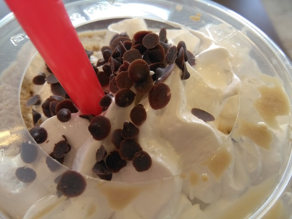 Tim Hortons | 251 Ritson Rd N, Oshawa, ON L1G 1Z7, Canada | Phone: (905) 436-7775