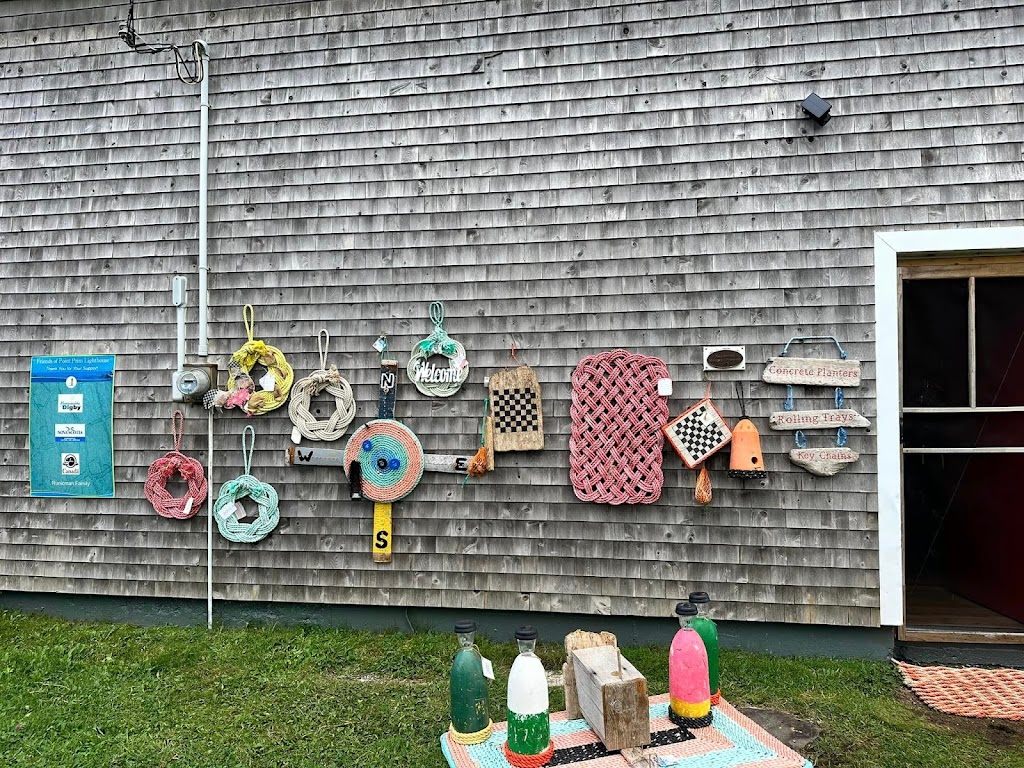 Fundy Light Artisan Gift Shop | Point Prim Lighthouse, Lighthouse Rd, Digby, NS B0V 1A0, Canada | Phone: (902) 249-1991
