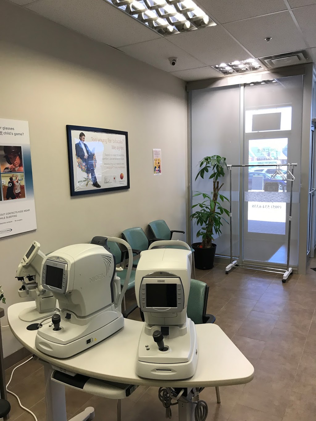 Dr. Gary Lau Optometry Clinic | 9255 Woodbine Ave #18, Markham, ON L6C 1Y9, Canada | Phone: (905) 534-6338
