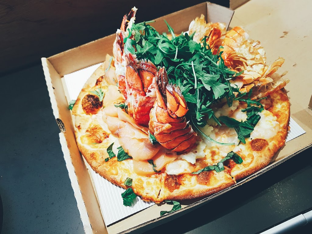 Steveston Pizza Company | 3400 Moncton St #100, Richmond, BC V7E 3A2, Canada | Phone: (604) 204-0777