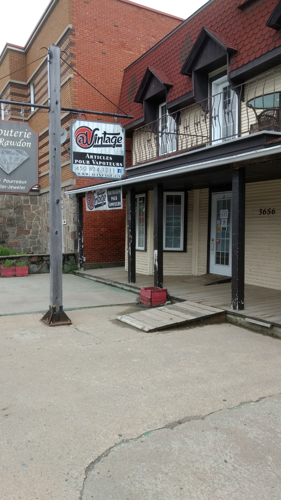 Avintage Rawdon | 3656 Rue Queen Suite 2, Rawdon, QC J0K 1S0, Canada | Phone: (450) 834-1011
