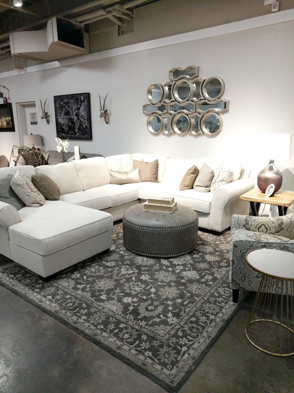 Ashley HomeStore | 707 St Lawrence St, Prescott, ON K0E 1T0, Canada | Phone: (613) 975-1160