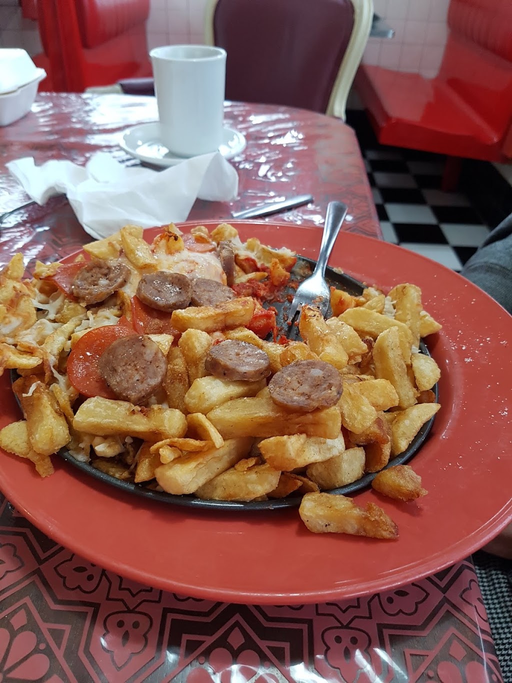 Julias Bistro and Catering | 217 Niagara St, Dunnville, ON N1A 2A9, Canada | Phone: (905) 229-2929