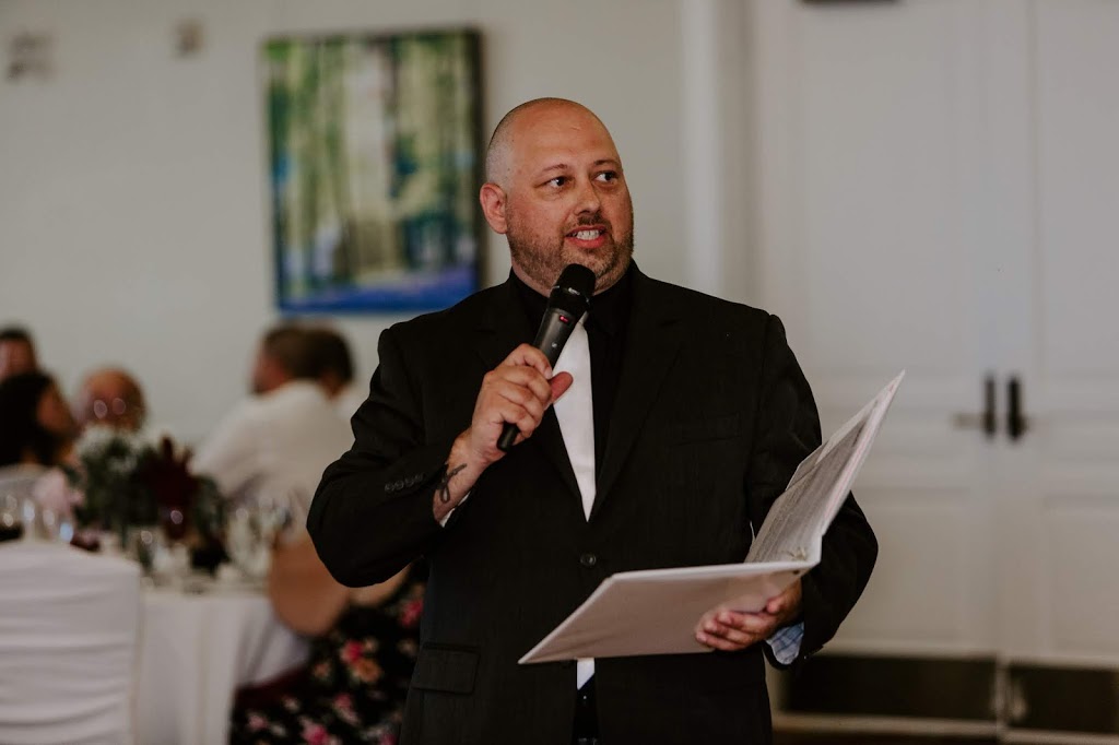 The Sounds DJ Services and Entertainment | 2050 Upper Middle Rd #29, Burlington, ON L7P 3R9, Canada | Phone: (905) 630-6616