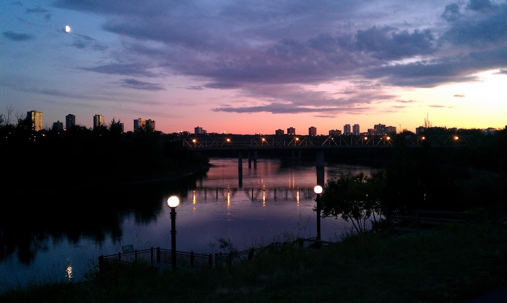 Henrietta Muir Edwards Park | 9704 98 Ave NW, Edmonton, AB T6C 4P6, Canada | Phone: (780) 442-5311