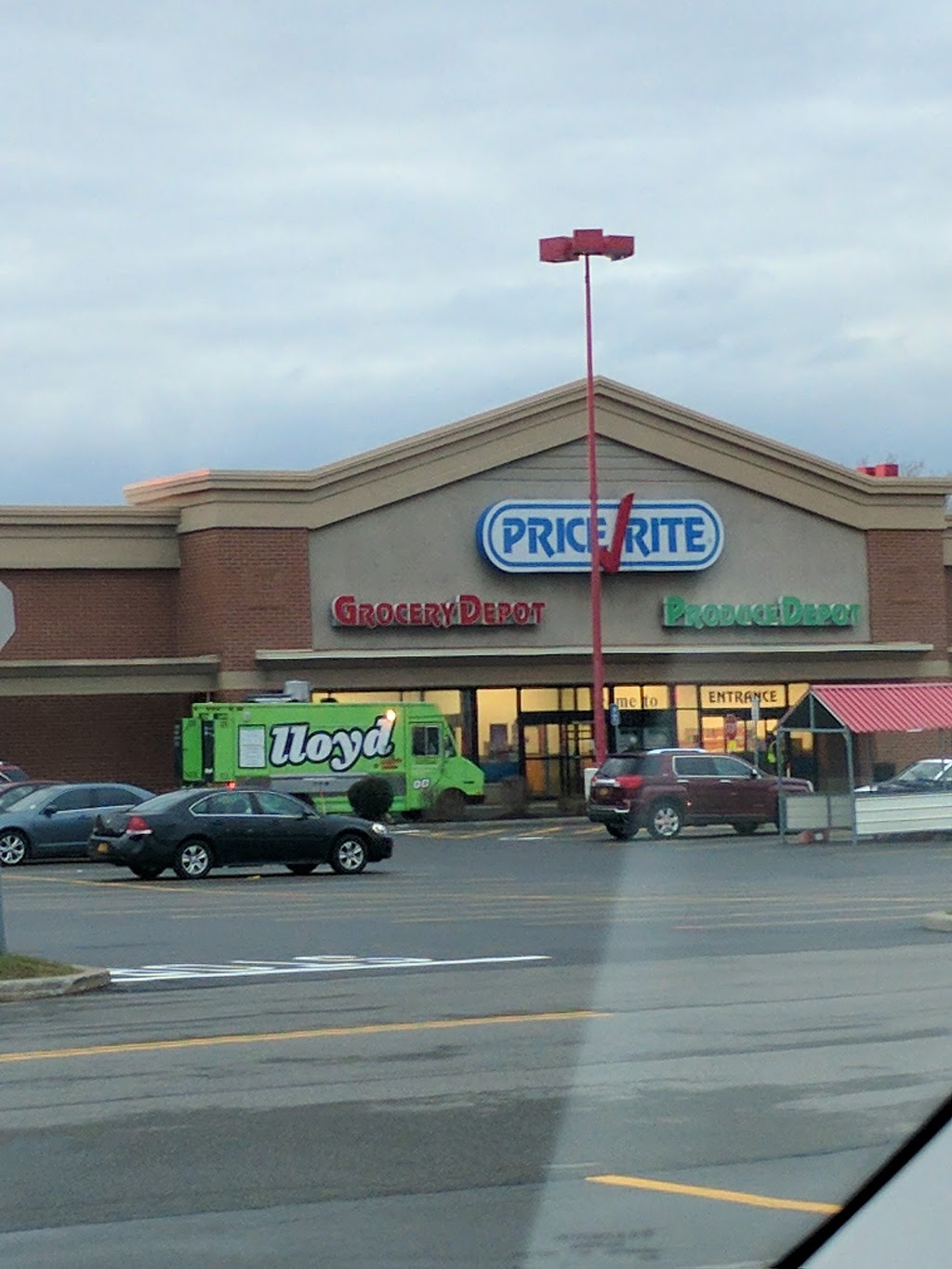 Walden Consumer Square | 1720 Walden Ave, Cheektowaga, NY 14225, USA | Phone: (404) 817-3772