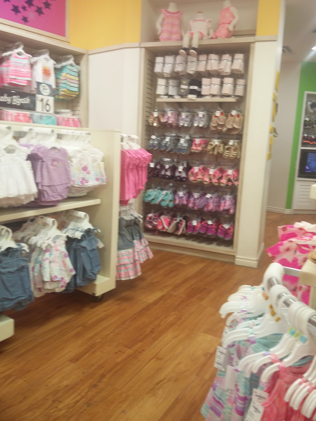 OshKosh Bgosh | 1426 Parsons Rd NW, Edmonton, AB T6N 0B5, Canada | Phone: (780) 436-3987